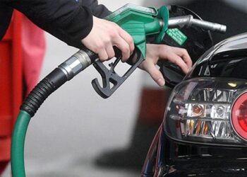 Akaryakıta çifte zam!