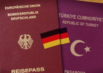 Almanya’da çifte vatandaşlık kaldırılsın talepleri artıyor