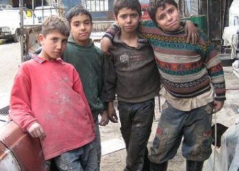 Yoksul çocuklarda OECD birincisiyiz