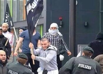 FAZ: Tehlikeli radikallerin yüzde 30’u Türk