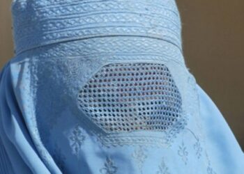 Almanya’da kamu çalışanlarına burka yasağı