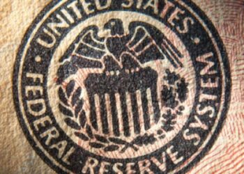 ​FED politika faizlerini sabit tuttu