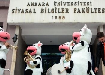 İnek bayramından korkan “Güçlü Türkiye”