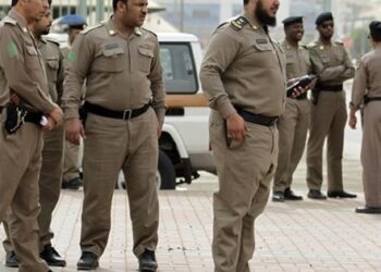 ​12 yaşındaki çocuk Suudi Arabistan’dan polisler eşliğinde iade edildi