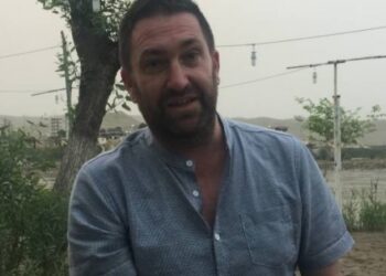 “Polis elime zorla kalaşnikof verip fotoğrafımı çekti”