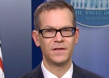 “Erdoğan El Kaide bağlatılı sorunlu örgütlere destek verdi”