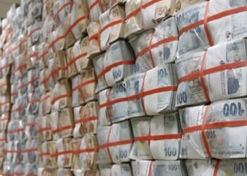 Bütçe referandumda 17.9 milyar açık verdi