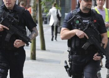 Manchester’da yeni bomba paniği