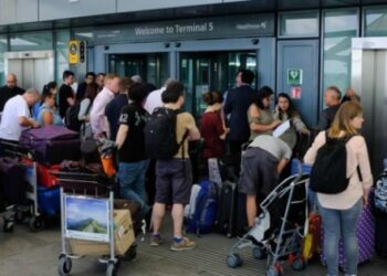 British Airways uçuşları yeniden başladı
