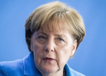 Merkel’den dünya dengelerini değiştirecek çıkış