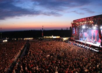 Terör tehdidi dev festivali durdurdu!