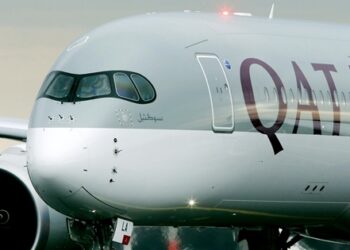 Ve Katar’a uçuş yasağı başladı