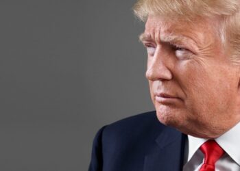 ​Trump hakkında yolsuzluk karşıtı hükümleri ihlal ettiği gerekçesiyle dava açıldı