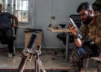 Suriyeli muhalifler birbirine girdi