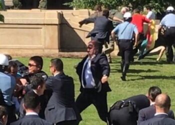 Hamburg Polis Müdürü: Korumaları gözaltına alırız