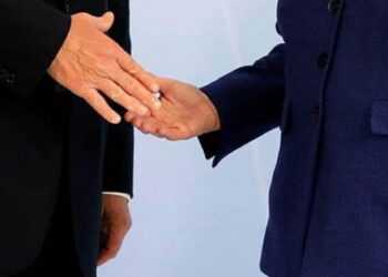 Merkel ve Trump’ın tokalaşma krizi çözüldü!