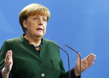 Merkel: Türkiye ile yakınlaşmadık