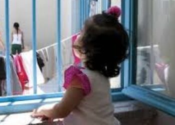 Cezaevindeki 13 aylık Ceyda bebek zor günler geçiriyor