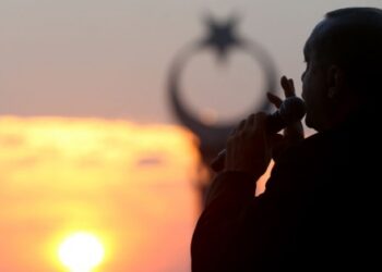 “Erdoğan Türkiye’yi korkularının esiri yaptı”