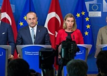 AB Erdoğan’a bir kez daha can suyu verdi