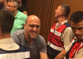 Ahmet Şık’tan duruşma sonrası açıklama!