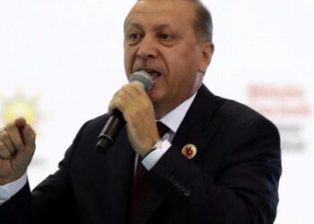 Schulz: Erdoğan ölçüyü iyice kaçırdı
