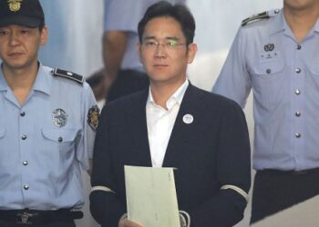 Samsung’un veliahtına 5 yıl hapis