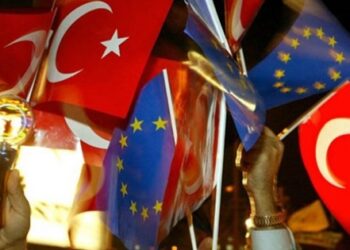 Fransa: Türkiye’nin AB’ye üyelik müzakerelerine devam etmesi imkansız