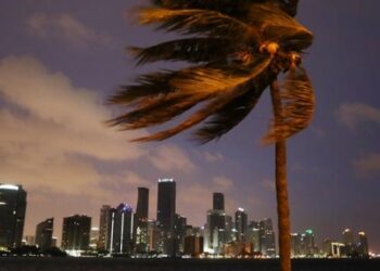 ABD’de milyonlarca kişi Irma’dan kaçıyor