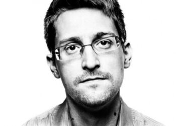 Edward Snowden Twitter’da ‘ByLock’ tutuklamalarını eleştirdi