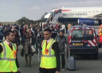 Havalimanında bomba alarmı