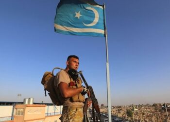 Türkmen kentlerinde silah yığınağı yapılıyor