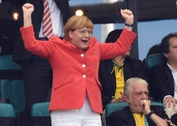 Merkel yine kazandı