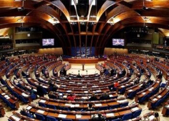‘IŞİD soykırım yaptı’ oylamasında, AKP ‘çekimser’ kaldı