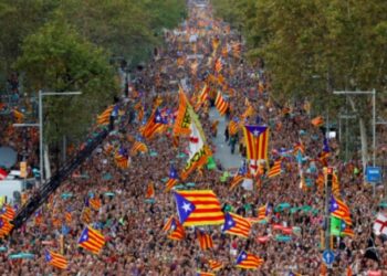 Madrid, Katalonya yönetimi için karar aldı