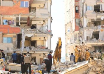 Depremin vurduğu yerlerde ölü sayısı 457 oldu