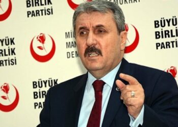 Destici ‘ittifak’ için AKP’ye sinyal çaktı