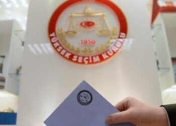 Siyasi partiler sandıktan uzaklaştırılıyor