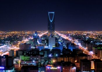 Suudi Arabistan tarihte ilk kez turistik vize vermeye başlayacak