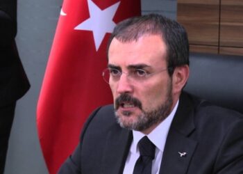 AKP: Fotokopi üzerinden Türkiye’nin gündemini mi konuşacağız…