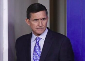 Flynn itiraf etti: Yalan söyledim!