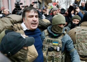 Gürcistan eski Cumhurbaşkanı Saakaşvili Kiev’de gözaltına alındı