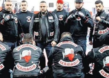 AKP’li vekil ‘Almanyalı Osmanlılar’a para verdi