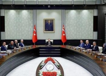 Erdoğan kabineyi toptan değiştirecek!
