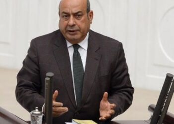 Hasip Kaplan, HDP’den istifa edip siyaseti bıraktı