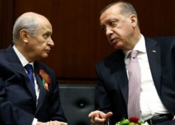Bahçeli o kadar hızlı dönüyor ki AKP’liler bile güvenmiyor..