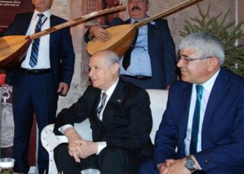Kars Belediye Başkanı Murtaza Karaçanta MHP’den istifa etti
