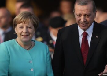 Almanyalı Türkler Merkel’i Erdoğan’dan çok seviyor