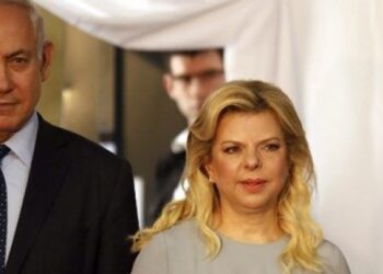 Netanyahu çifti yolsuzluktan eş zamanlı ifade verecek