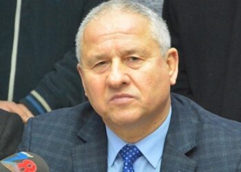 AKP’li Başkan partisinden ihraç edildi